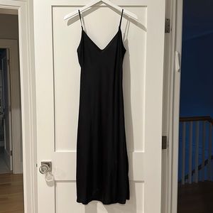 Aritzia Wilfred slip dress black size small